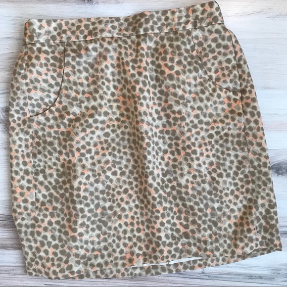 LOFT Polka Dot Skirt (Size 6) - Picture 2 of 6